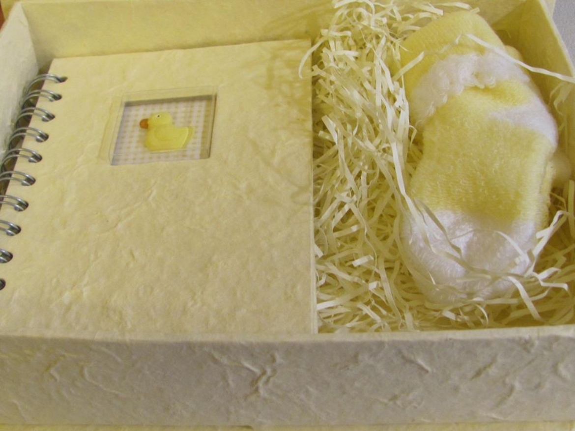 Imagem de Caixa de papel reciclado com ursinho em Prata