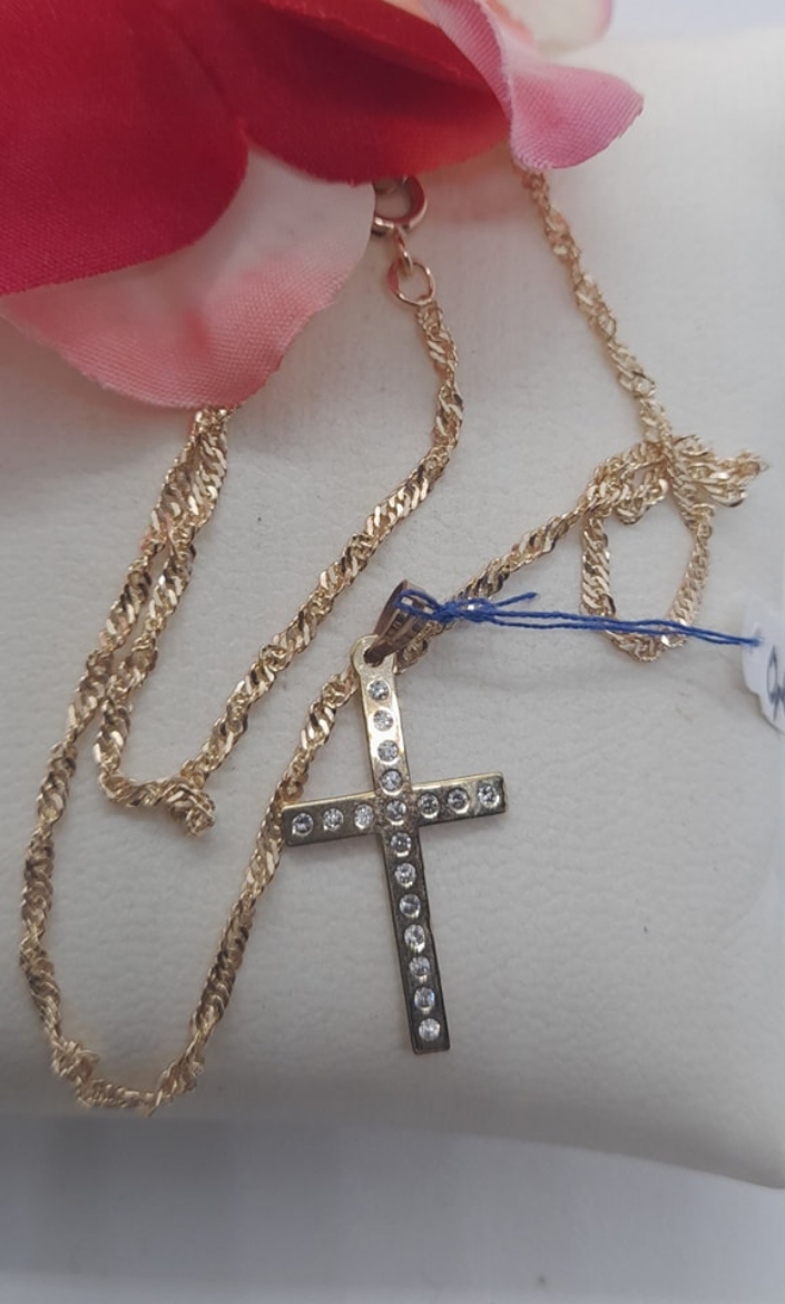 Imagem de Fio em Ouro com Crucifixo