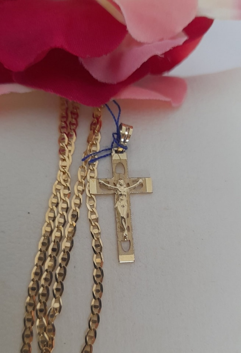 Imagem de Fio em Ouro com Crucifixo