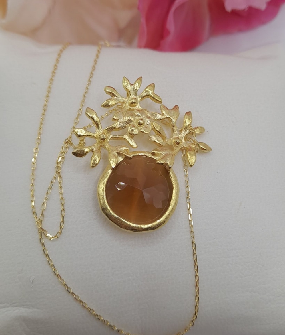 Imagem de Colar em Prata dourada com Pedra Natural 45cm