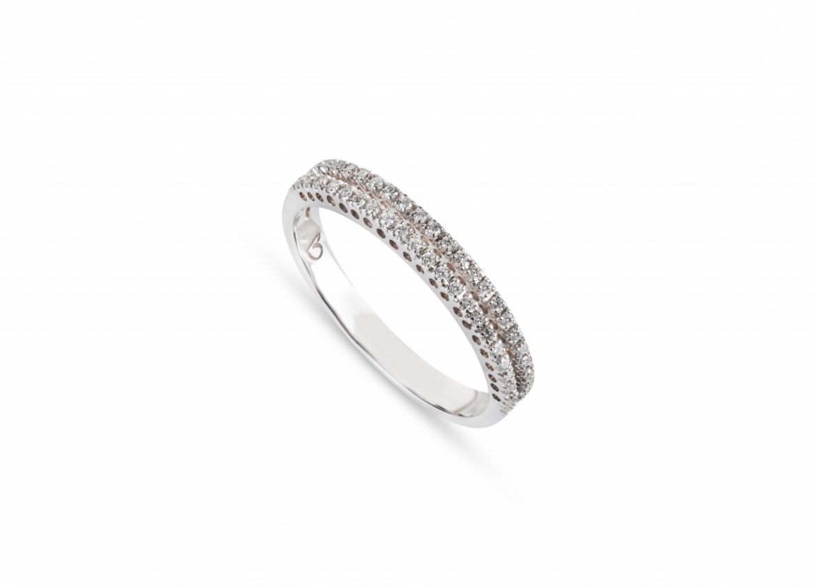 Imagem de Anel Aparador em Ouro Branco 19,2k com Diamantes Naturais 