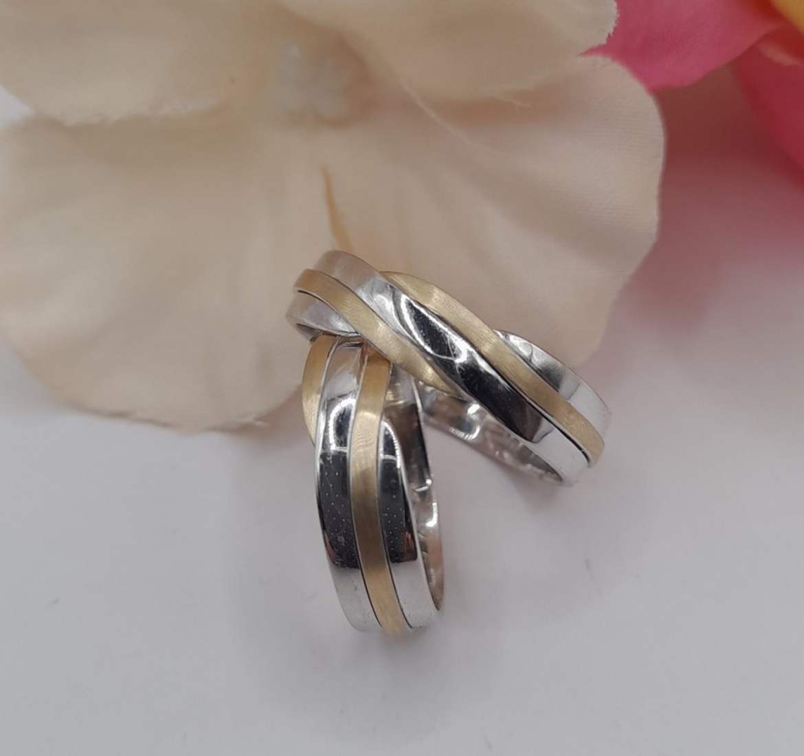 Imagem de Aliança em Ouro Bicolor Lovelly