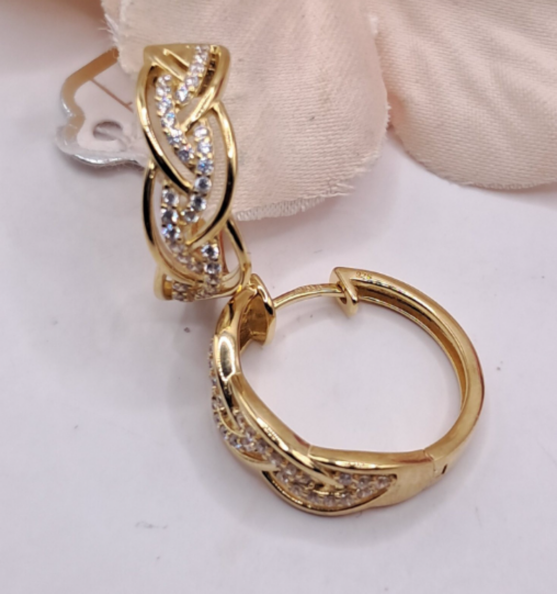 Imagem de Brincos em Prata Dourada com zirconias